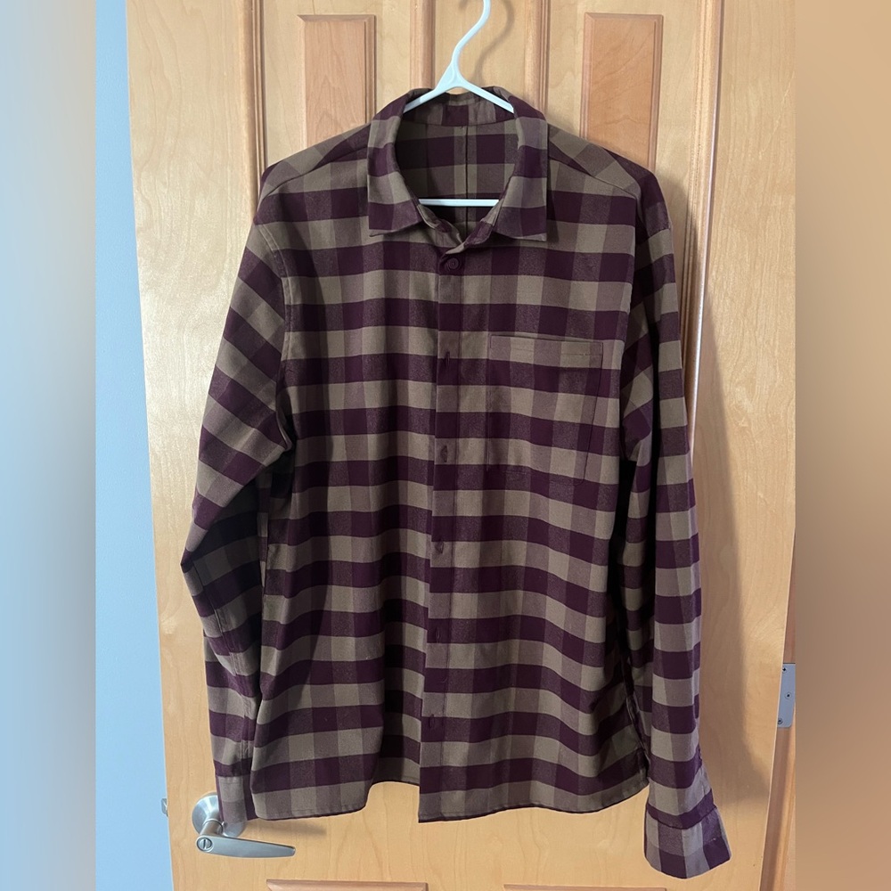 Men’s Lululemon Shirt